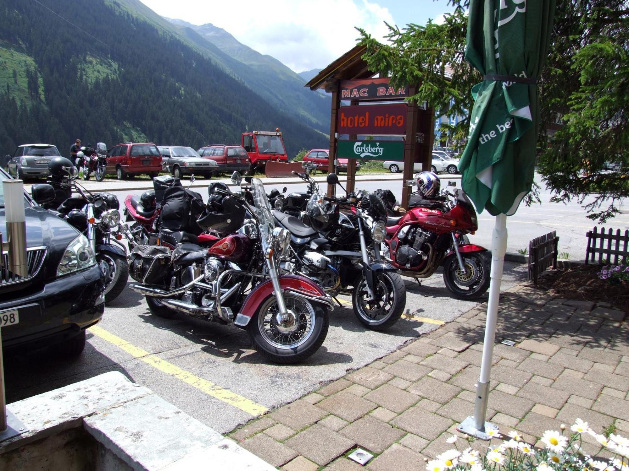 Hotel Mira Sedrun Exterior photo