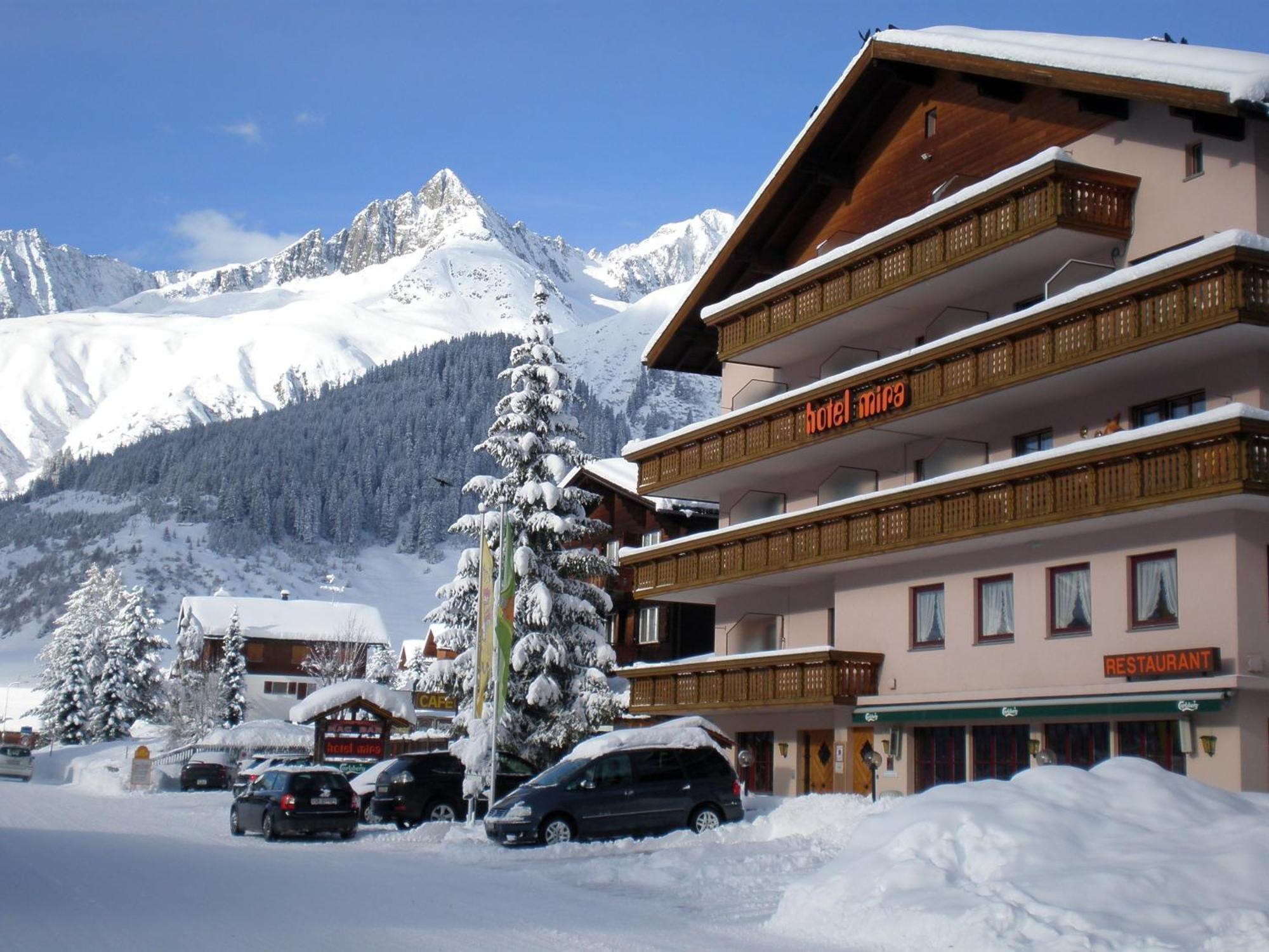 Hotel Mira Sedrun Exterior photo