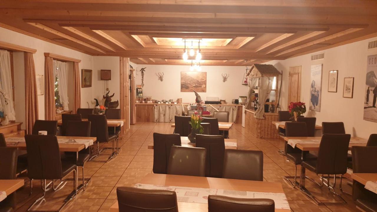 Hotel Mira Sedrun Exterior photo